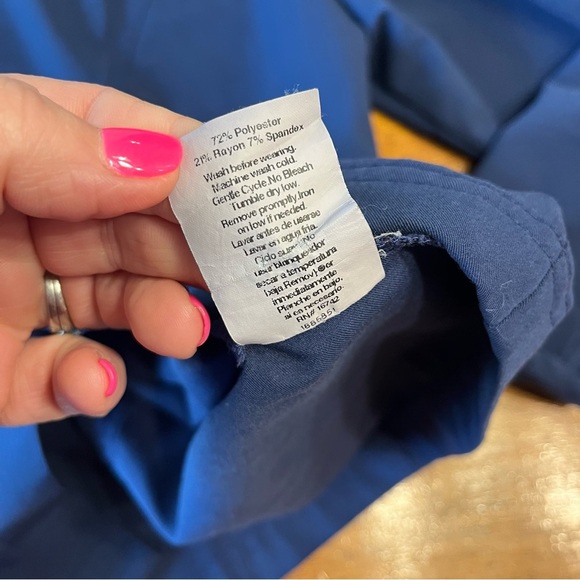 Jockey Women’s navy scrub jacket size large - Picture 6 of 9